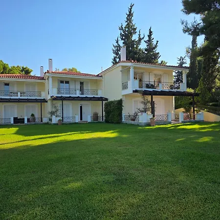 Villa Evia Blue Paradise, Sea Front, Beachfront Villa, Frontline Villa, Eretria, Evia, Greece *