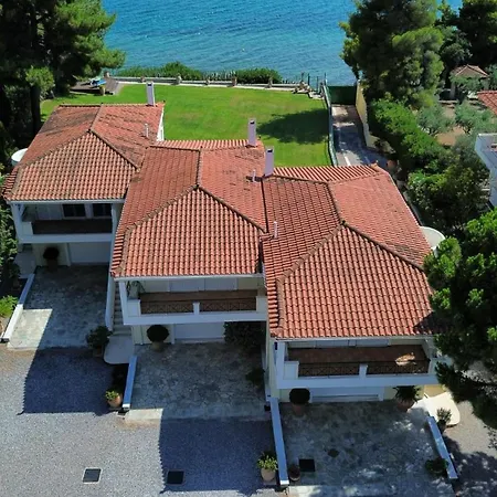 Villa Evia Blue Paradise, Sea Front, Beachfront Villa, Frontline Villa, Eretria, Evia, Greece Chalkís
